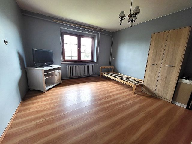 dom wolnostojący, 9 pokoi Czernica. Zdjęcie 18