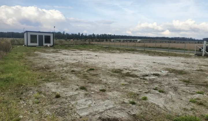 Działka inwestycyjna Cieśle