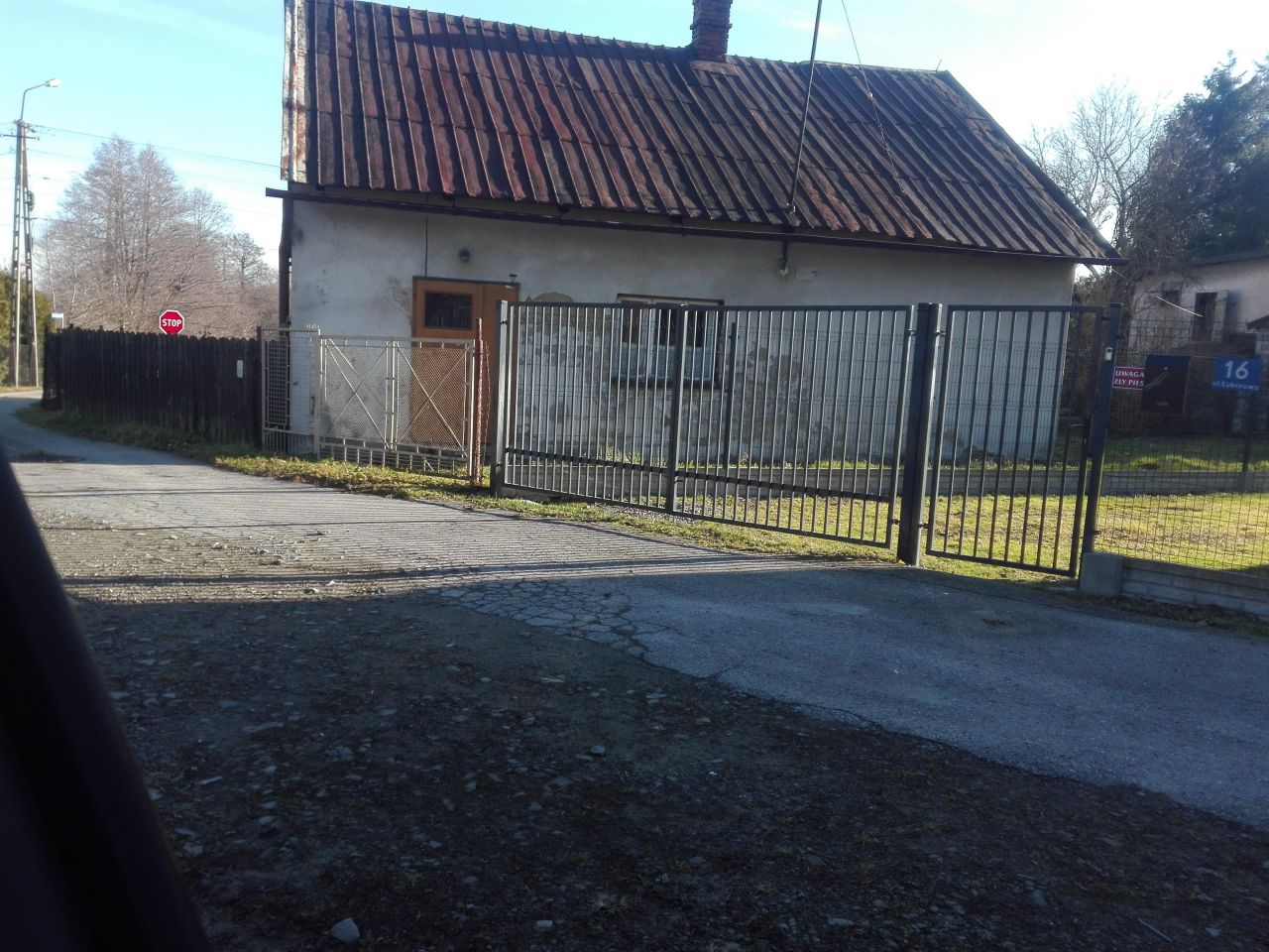dom wolnostojący, 3 pokoje Leśna Stara Leśna, ul. Łubinowa