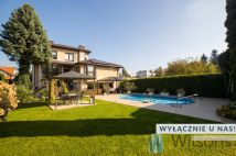 dom wolnostojący, 7 pokoi Warszawa Targówek, ul. Kolejarska