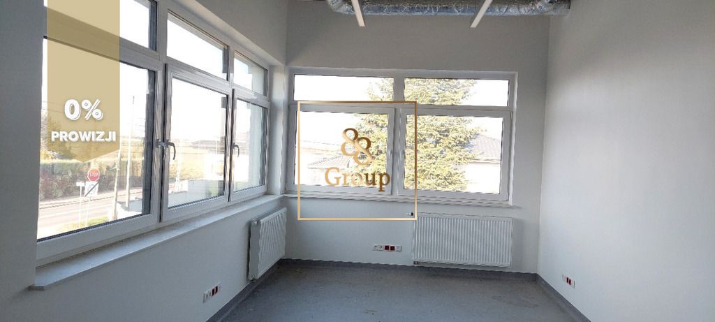 Hala/magazyn Piotrkówek Mały. Zdjęcie 8