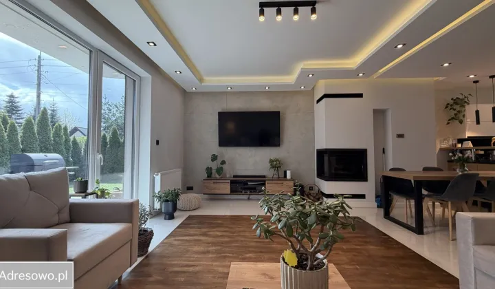 dom szeregowy, 4 pokoje Kobyłka, ul. Longinusa