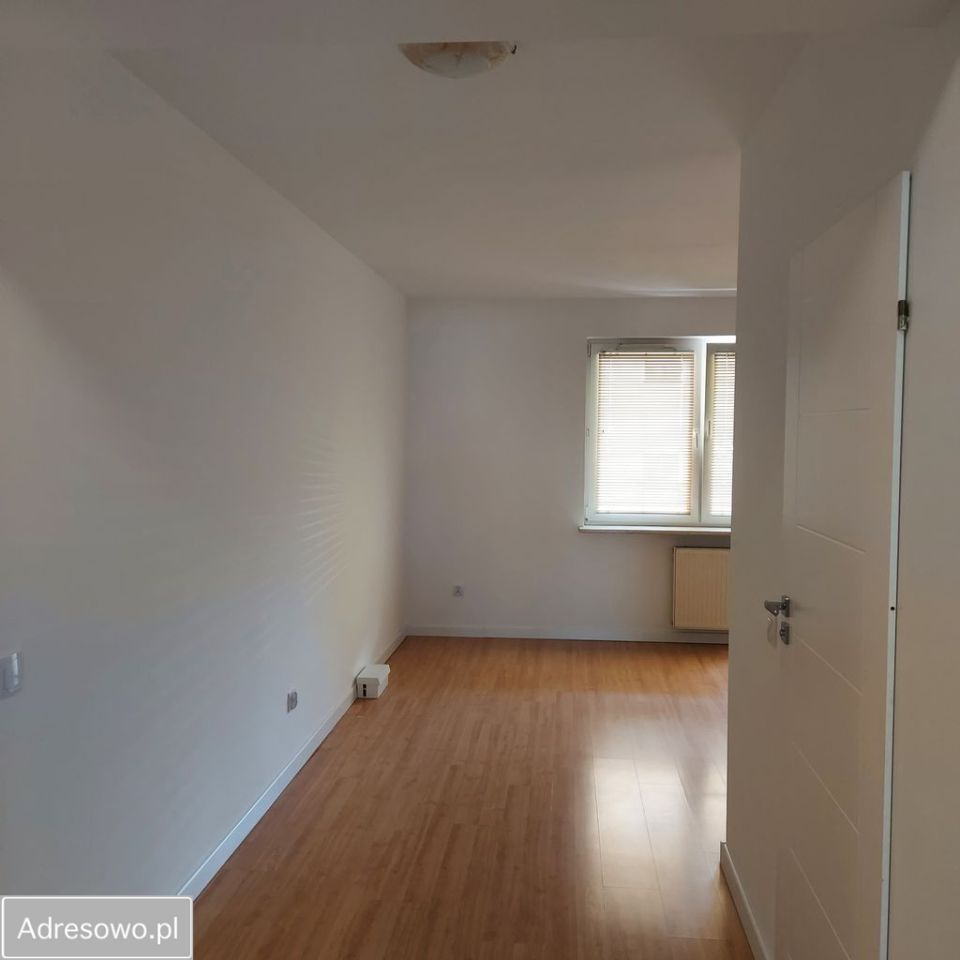 Mieszkanie 2-pokojowe Kraków Kurdwanów, ul. Turniejowa. Zdjęcie 3
