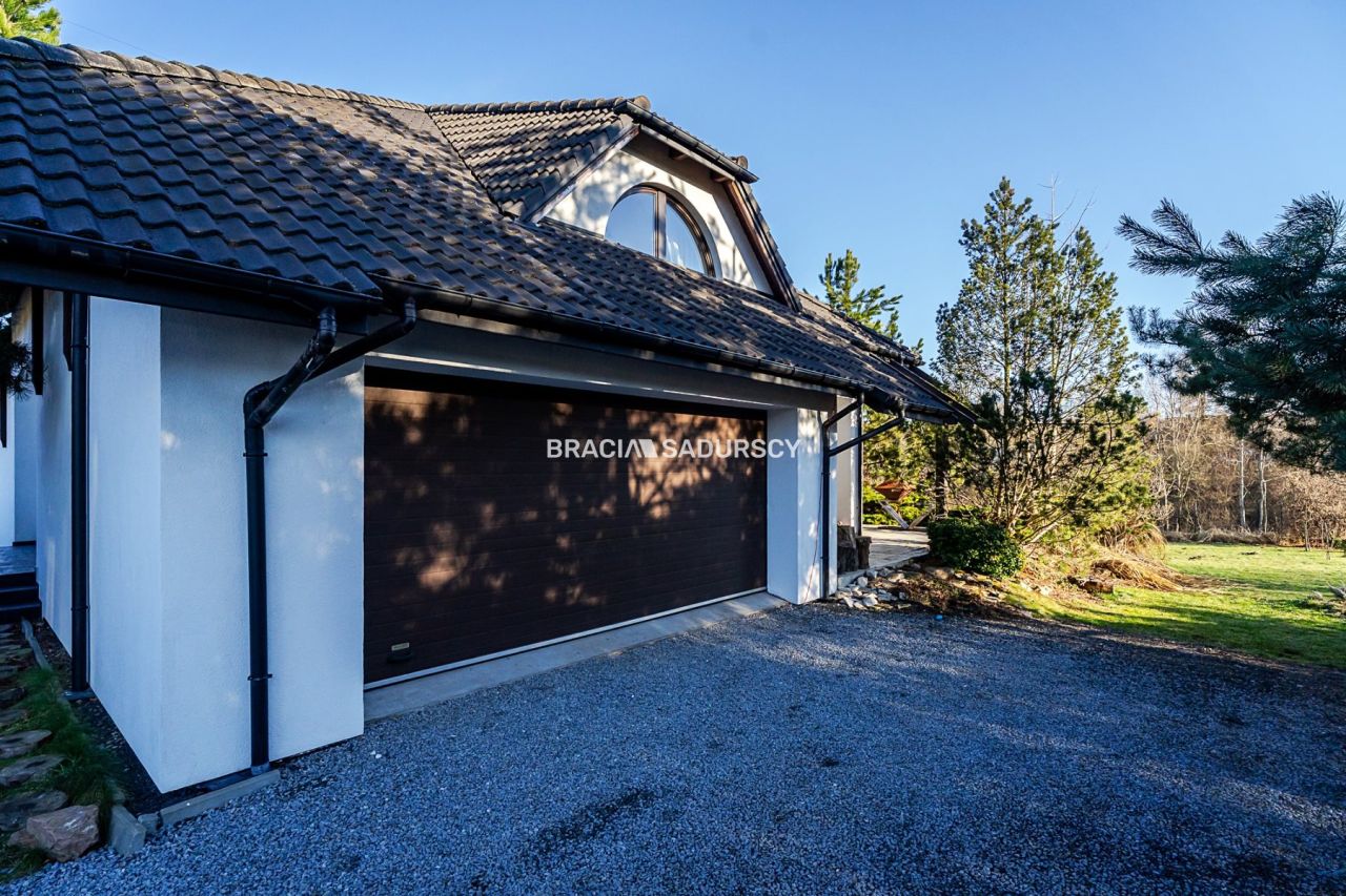 dom, 4 pokoje Lusina, ul. Spacerowa. Zdjęcie 19