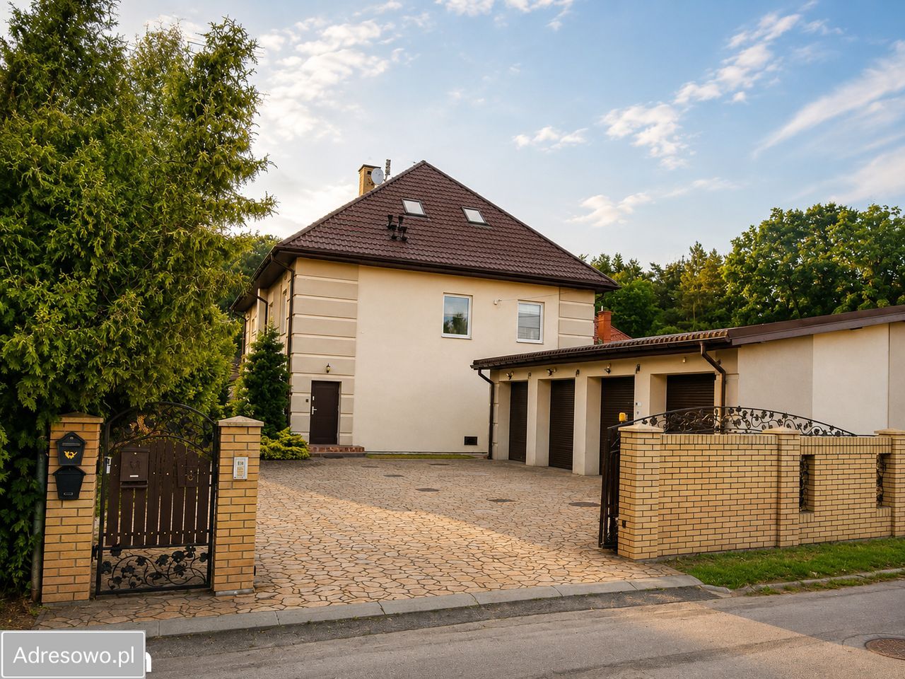 Mieszkanie 5-pokojowe Słupno, ul. Spacerowa. Zdjęcie 1