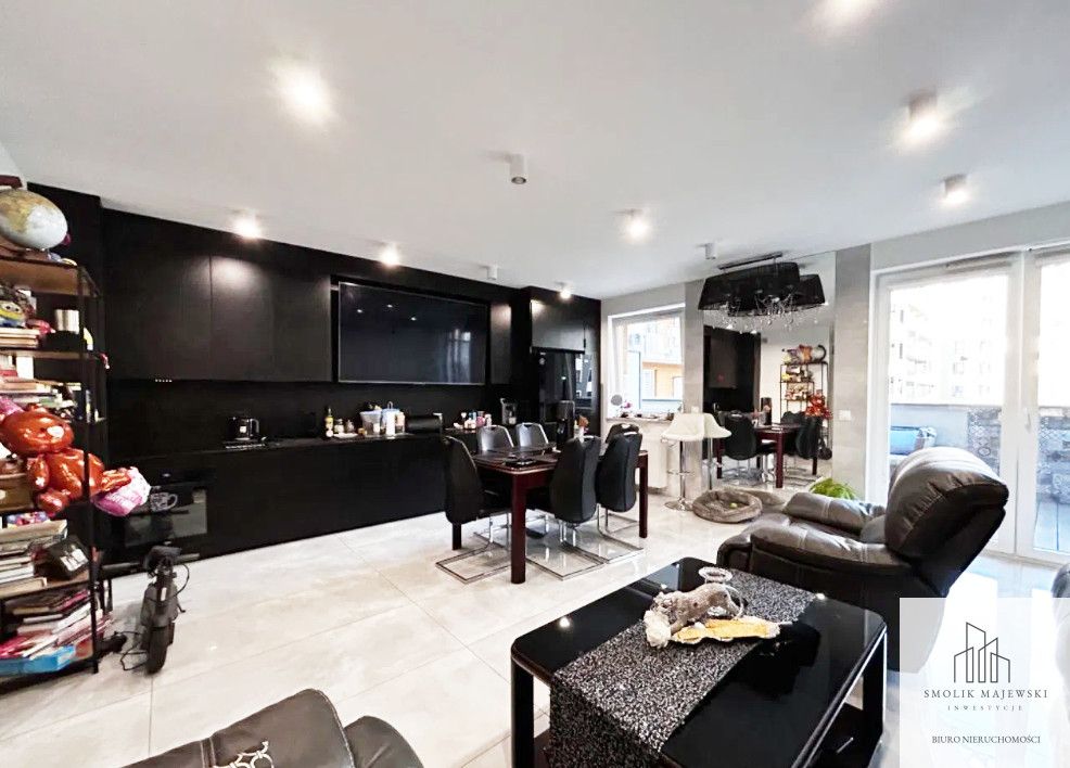 Mieszkanie 3-pokojowe Wrocław Tarnogaj, ul. Piękna. Zdjęcie 2