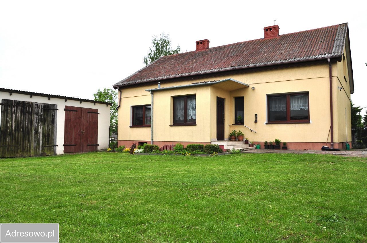 dom wolnostojący, 4 pokoje Zgłowiączka. Zdjęcie 6