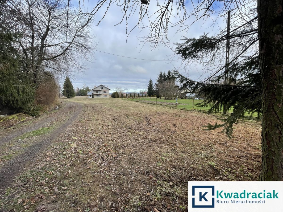 dom wolnostojący, 10 pokoi Moderówka. Zdjęcie 15