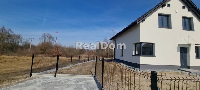 dom wolnostojący, 4 pokoje Liszki, ul. Krakowska. Zdjęcie 16