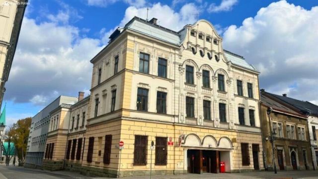Lokal Cieszyn, rynek Górny Rynek. Zdjęcie 3