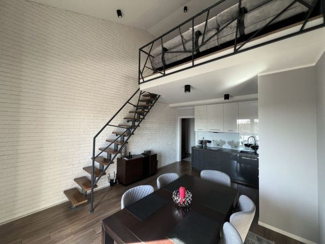 Mieszkanie 4-pokojowe Toruń. Zdjęcie 1