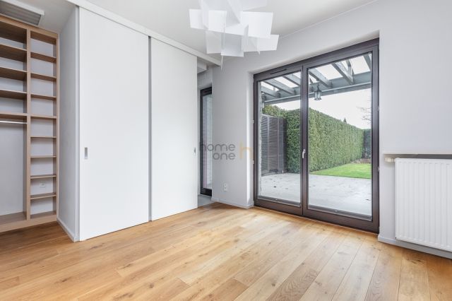 bliźniak, 6 pokoi Konstancin-Jeziorna. Zdjęcie 7