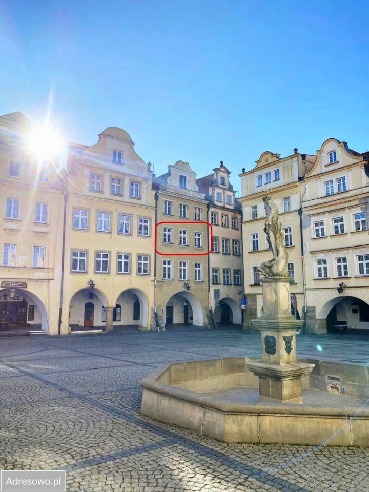 Mieszkanie 3-pokojowe Jelenia Góra Centrum, pl. Ratuszowy
