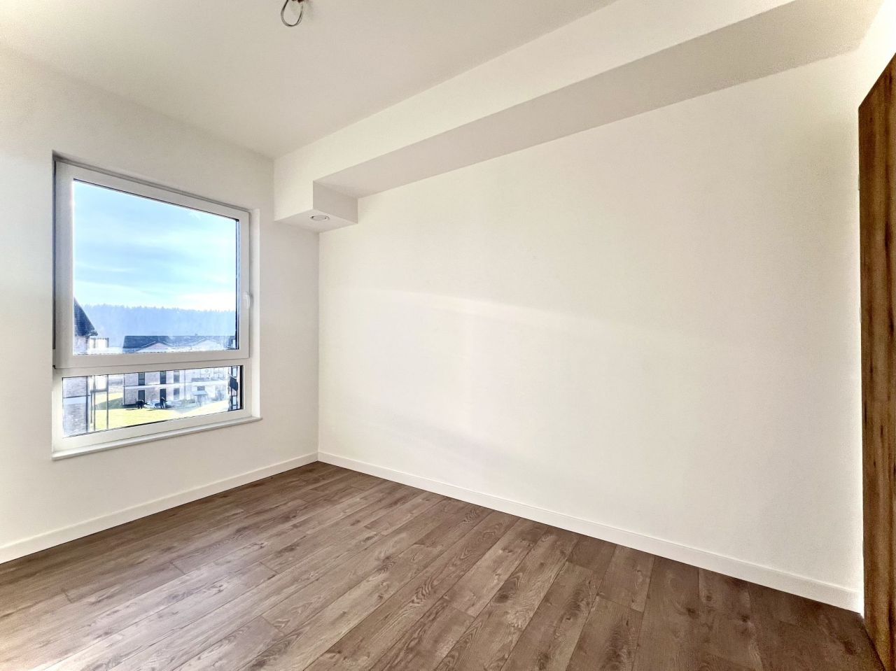 Mieszkanie 3-pokojowe Myślenice. Zdjęcie 6