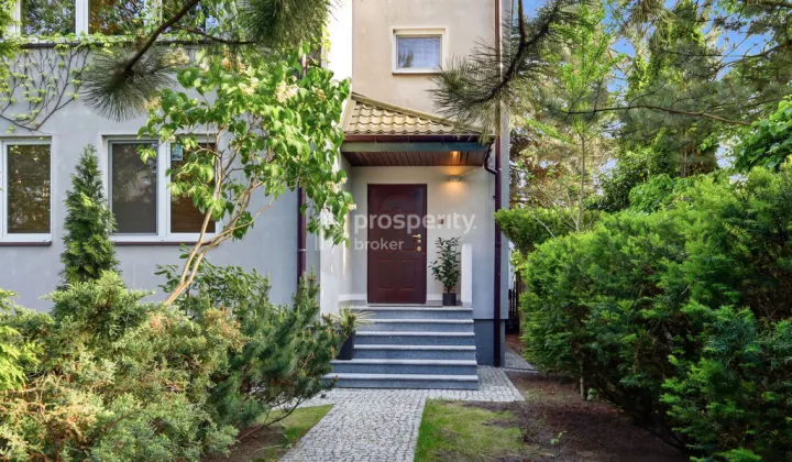 dom wolnostojący, 7 pokoi Warszawa Włochy, ul. Potażowa