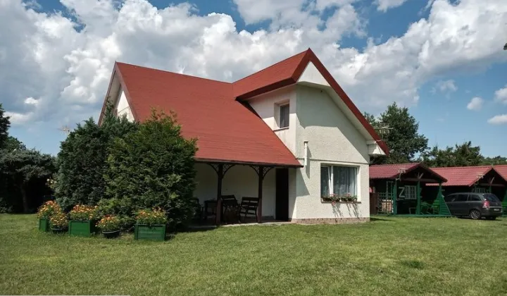 Hotel/pensjonat Dźwirzyno, ul. Piastowska