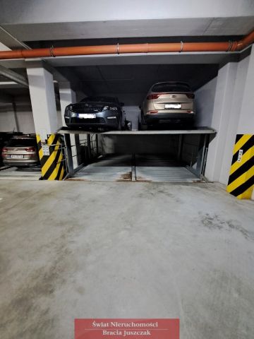 Garaż/miejsce parkingowe Wrocław Huby, ul. Jesionowa. Zdjęcie 4