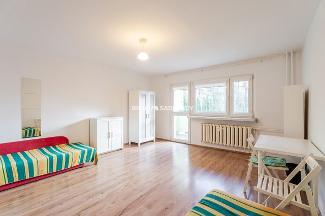 Mieszkanie 3-pokojowe Kraków Mistrzejowice, os. Oświecenia. Zdjęcie 3