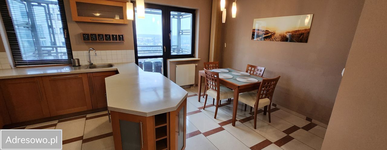 Mieszkanie 4-pokojowe Warszawa Natolin, ul. Stryjeńskich. Zdjęcie 1