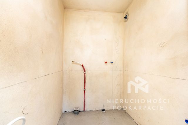 dom wolnostojący, 5 pokoi Nowy Borek. Zdjęcie 16