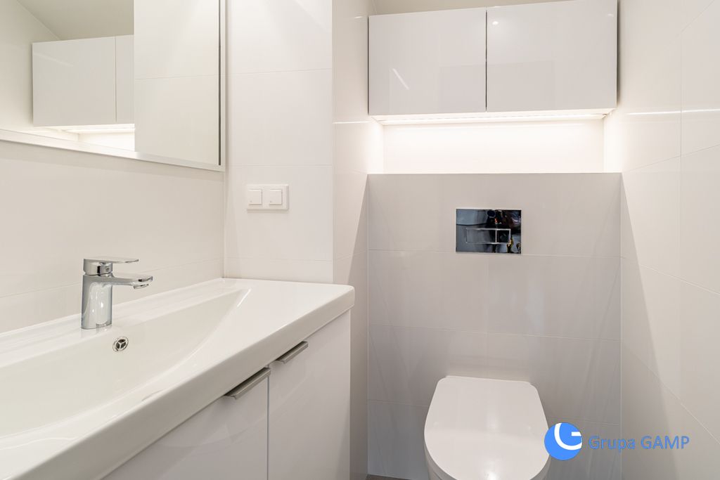 dom wolnostojący, 4 pokoje Bibice, ul. Bławatkowa. Zdjęcie 16