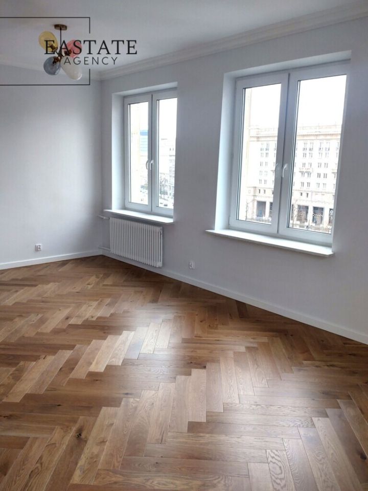 Biuro Warszawa, pl. Konstytucji. Zdjęcie 3
