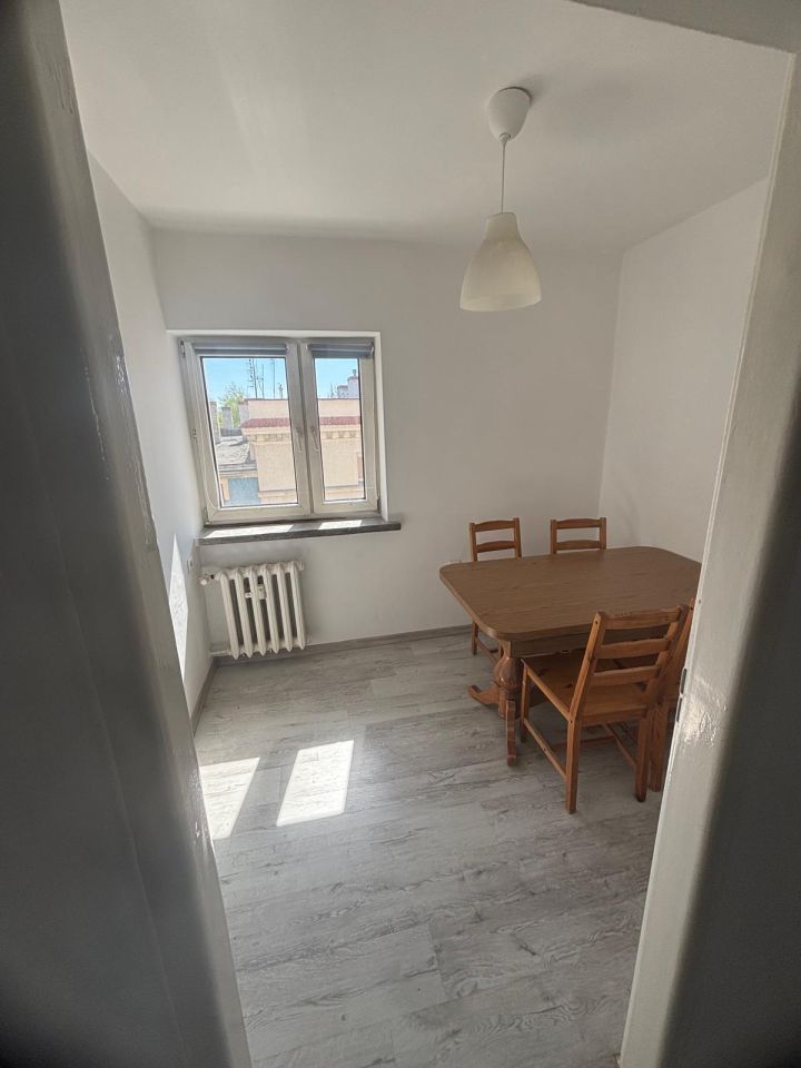 Mieszkanie 3-pokojowe Dzierżoniów, ul. Bohaterów Getta. Zdjęcie 3