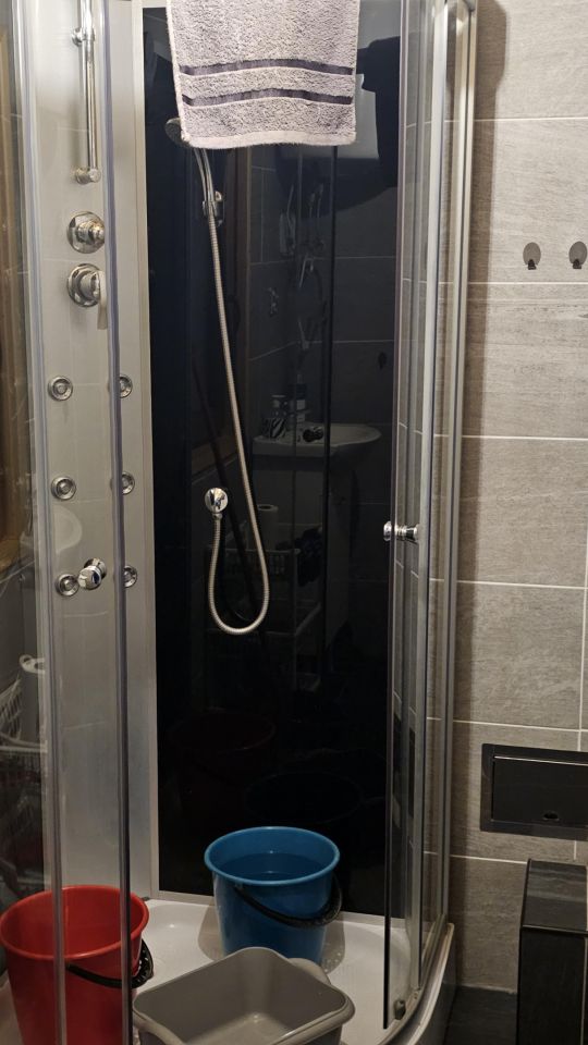 dom wolnostojący, 2 pokoje Gdów Ulice, ul. Stadnicka. Zdjęcie 6