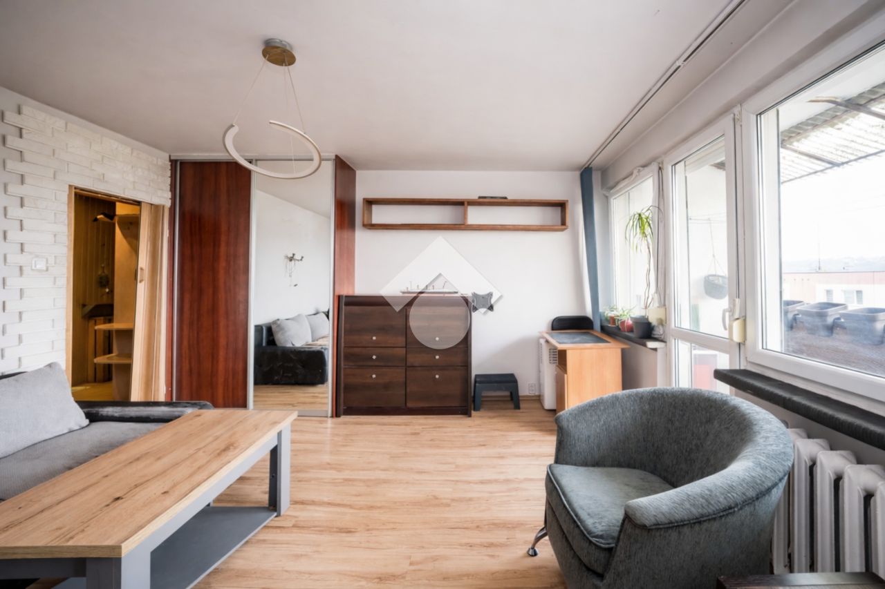 Mieszkanie 3-pokojowe Kraków Kurdwanów, ul. Stanisława Stojałowskiego. Zdjęcie 1