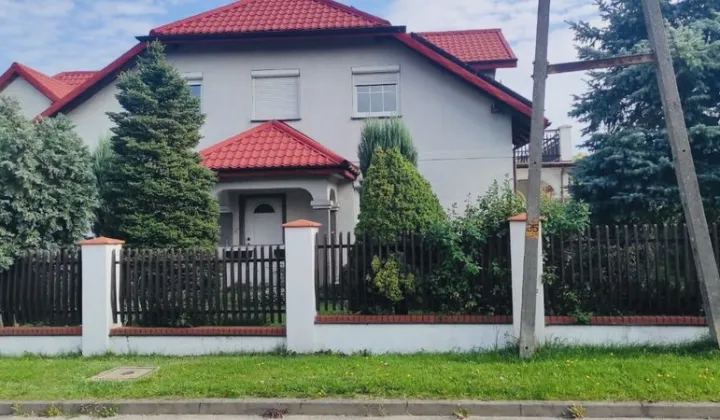 dom wolnostojący Piotrków Trybunalski Wierzeje