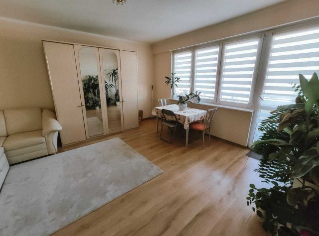 Mieszkanie 4-pokojowe Kutno, ul. Marii Skłodowskiej-Curie. Zdjęcie 1