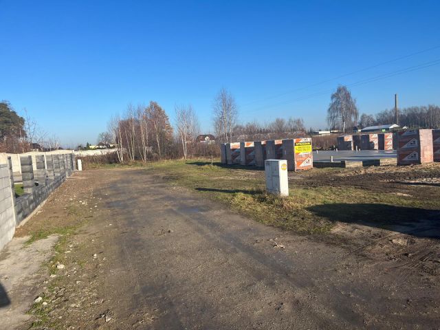 dom wolnostojący, 4 pokoje Niedźwiady. Zdjęcie 2