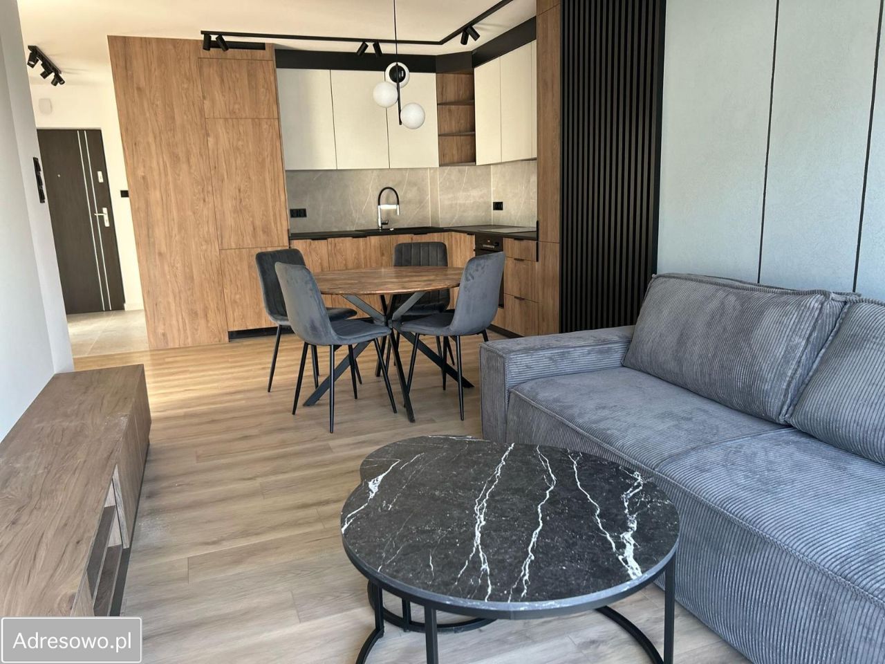 Mieszkanie 4-pokojowe Zaczernie. Zdjęcie 7