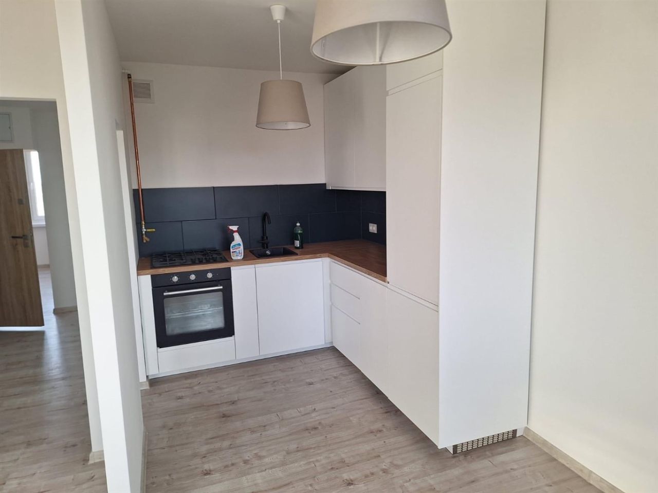 Mieszkanie 3-pokojowe Jastrzębie-Zdrój, ul. Turystyczna. Zdjęcie 4