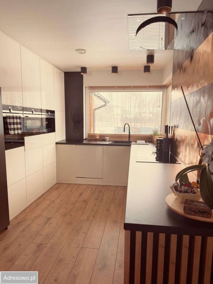 dom wolnostojący, 4 pokoje Pradła, ul. Bugaj. Zdjęcie 8