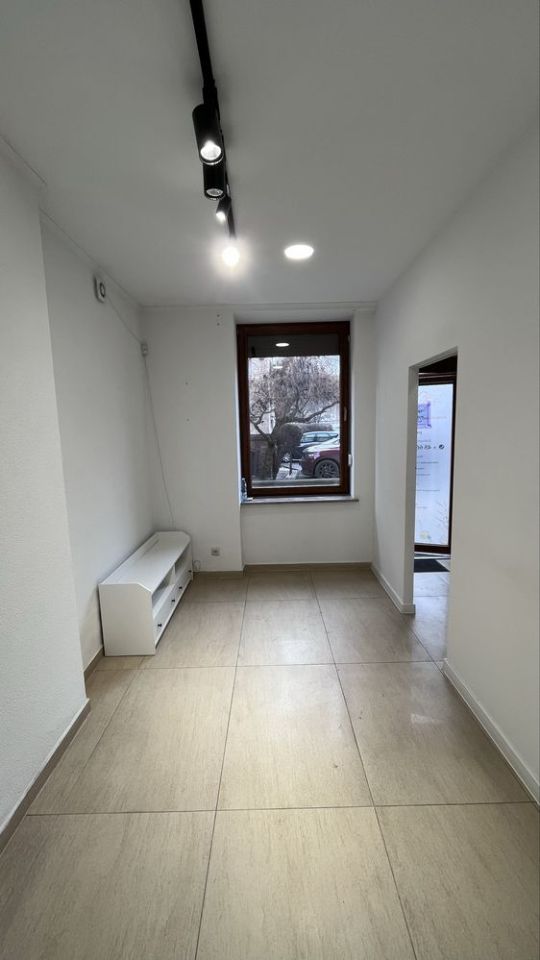 Lokal Legnica Centrum, ul. Mordechaja Anielewicza. Zdjęcie 4