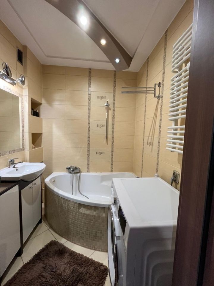 Mieszkanie 3-pokojowe Częstochowa Północ, ul. Iwaszkiewicza. Zdjęcie 3