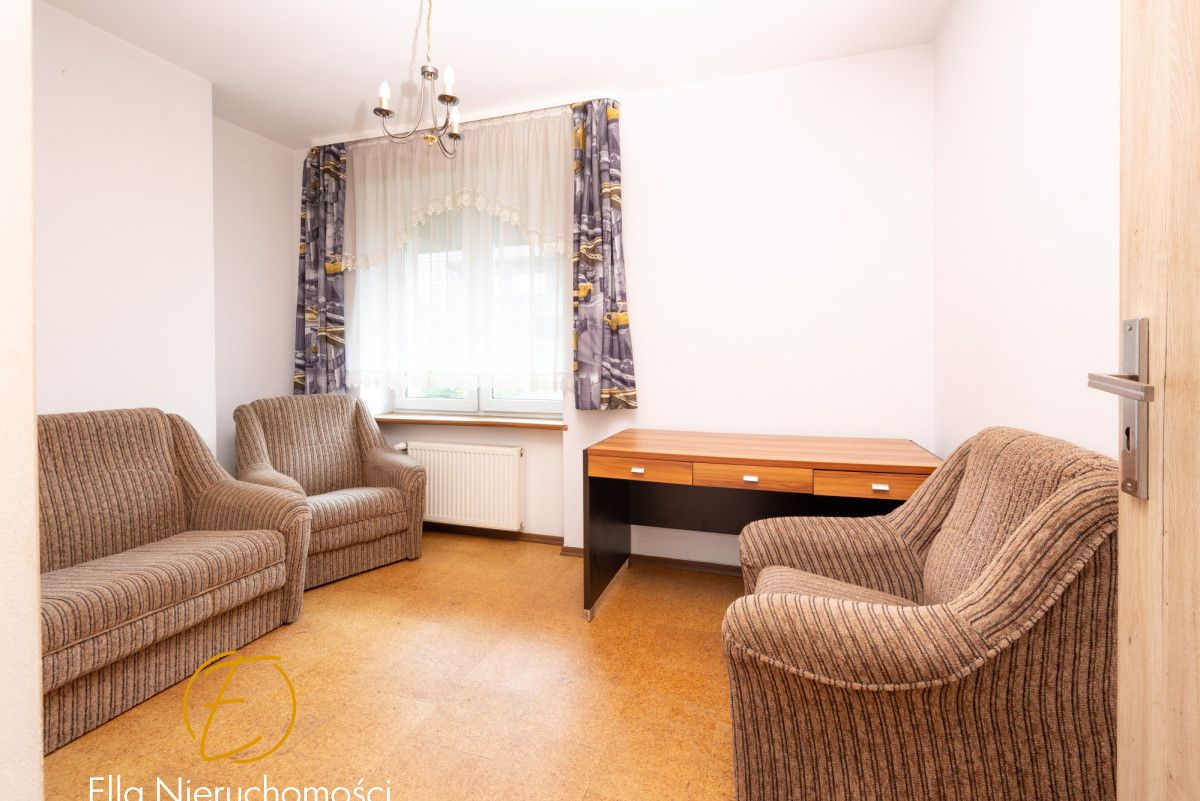 dom wolnostojący, 6 pokoi Jelenia Góra Zabobrze, ul. Wiśniowa. Zdjęcie 14