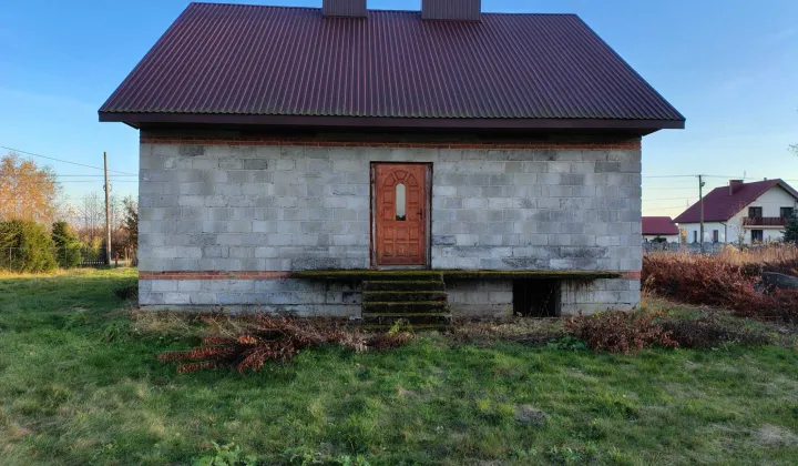 dom wolnostojący Dąbrowica