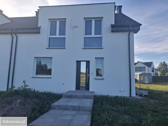 bliźniak Leszno Zatorze, ul. Wiejska. Zdjęcie 1
