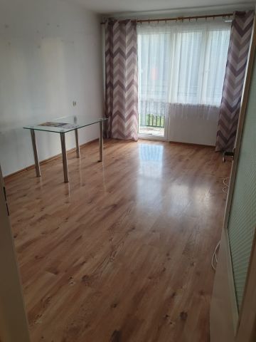 Mieszkanie 2-pokojowe Wolbrom Nowe Miasto, os. XX-lecia PRL. Zdjęcie 1
