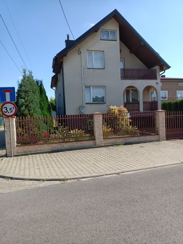 dom wolnostojący, 5 pokoi Ostrowiec Świętokrzyski Denków, ul. Tomaszów. Zdjęcie 1