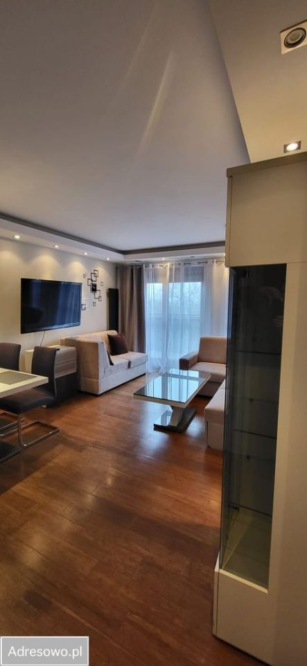 Mieszkanie 3-pokojowe Kraków Dębniki, ul. dr. Jana Piltza. Zdjęcie 3