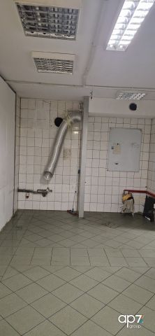 Lokal Kraków Podgórze Duchackie. Zdjęcie 10