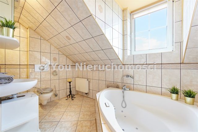 dom wolnostojący, 5 pokoi Pisarzowice, ul. Widokowa. Zdjęcie 16