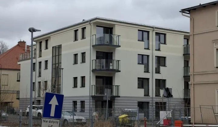 Mieszkanie 3-pokojowe Jelenia Góra Cieplice Śląskie-Zdrój, ul. Kryniczna
