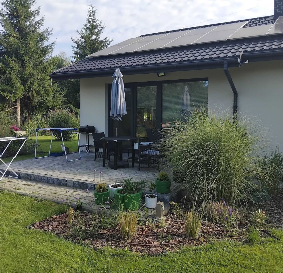 dom wolnostojący, 3 pokoje Henryków-Urocze, ul. Polna