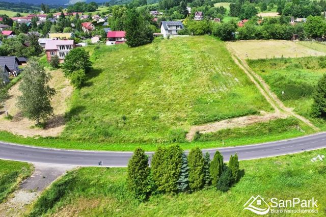 Działka budowlana Uherce Mineralne. Zdjęcie 2