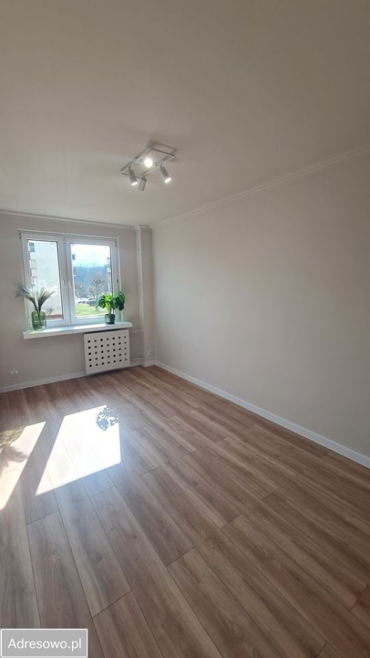 Mieszkanie 3-pokojowe Pionki, ul. Adama Mickiewicza. Zdjęcie 3