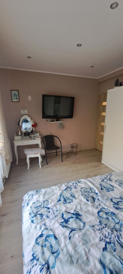 Mieszkanie 4-pokojowe Szwaruny. Zdjęcie 12